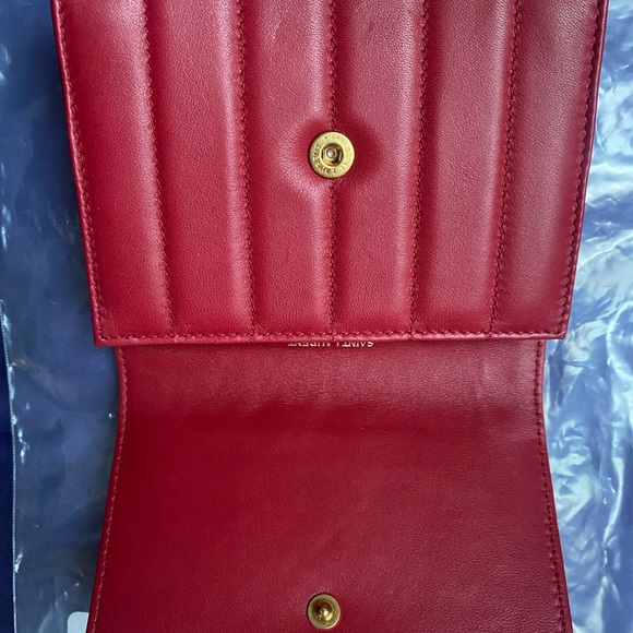 Ysl wallet Sold on Mer - Picture 8 of 9